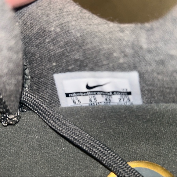 Kobe 6 Fade to Black (Brand New) Authentic Size: 9.5 - Picture 8 of 10